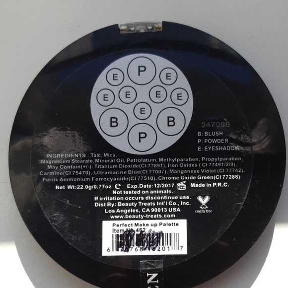 BeautyTreats, eyeshadow blush and powder palette - Picture 2 of 5